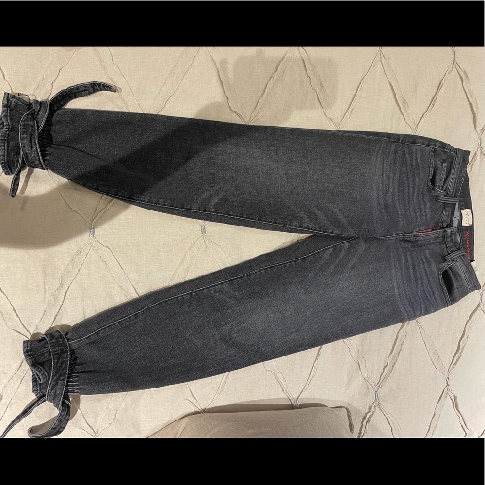 Alice and Olivia jeans NEW Without Tags size 26